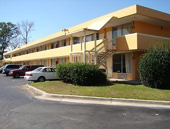 נורת' צ'רלסטון Knights Inn Charleston Airport מראה חיצוני תמונה
